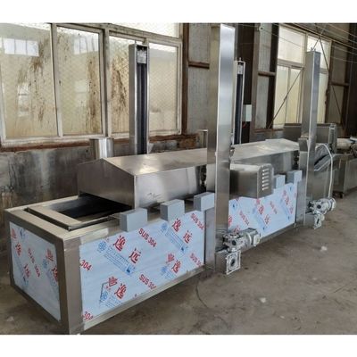 自動 500kg 容量 500L ポテトチップス 揚げのためのフレンチフライス フライヤーマシン
