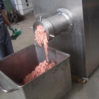 910*620*980mmの冷凍肉と骨のための工業冷凍鶏肉粉砕機